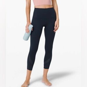 Lululemon Wunder Under High-Rise Crop Scallop Leggings